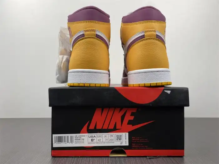 Rep Husky Air Jordan 1 High OG Brotherhood 555088-706 0126