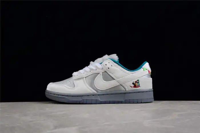 Rep Husky Nike Dunk Low Ice (W) DO2326-001 0129