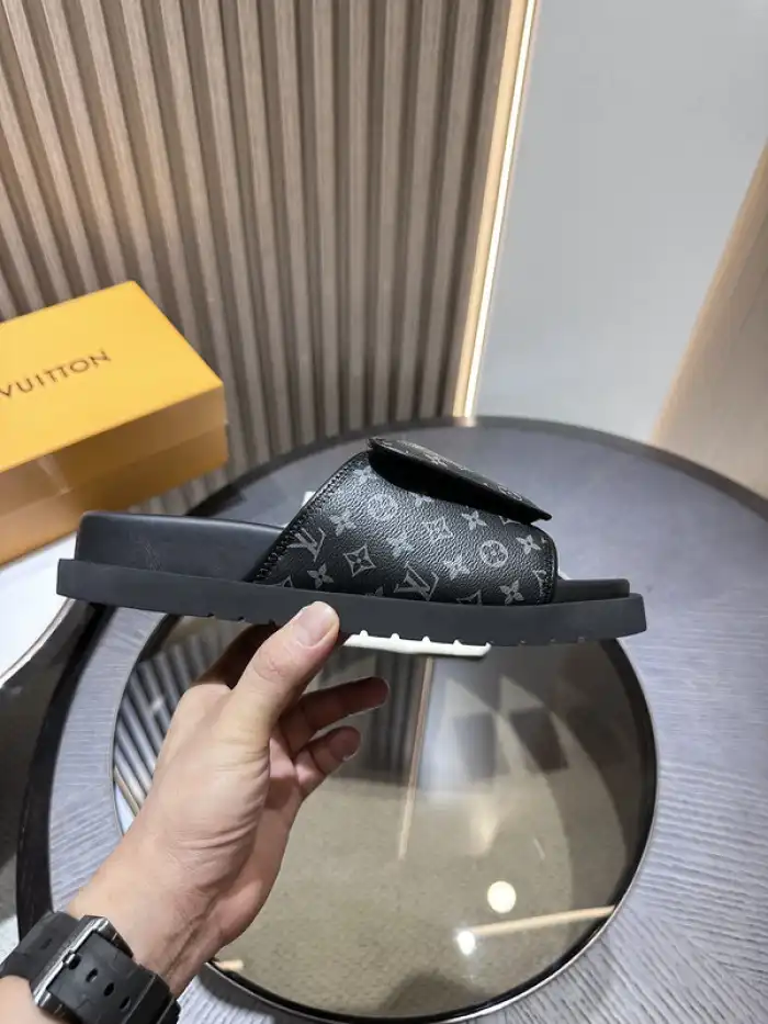 Rep Husky LV Miami Mule 24052712 0123