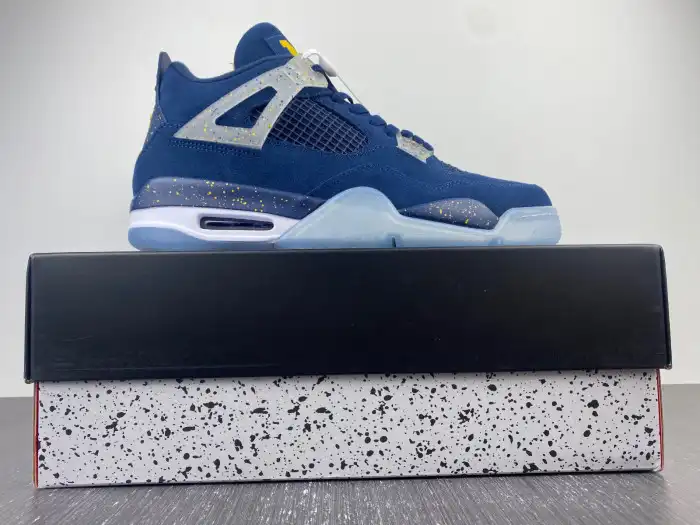 Cheap Husky Air Jordan 4 Retro Michigan (PE) AJ4-1036660 0126