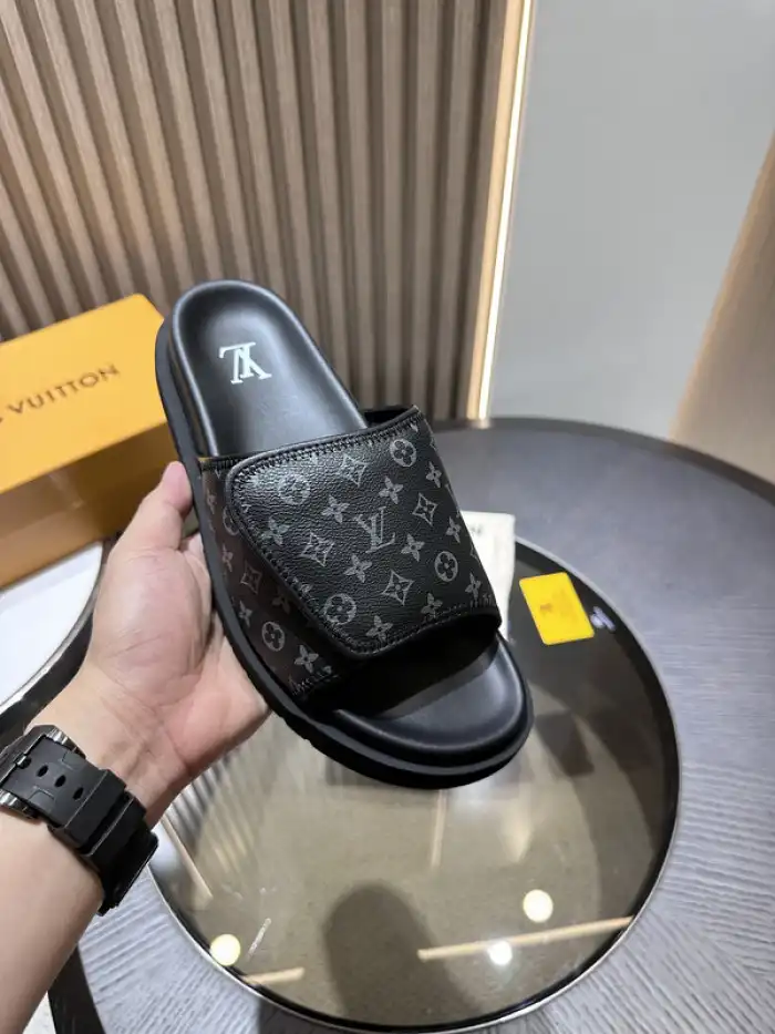 Rep Husky LV Miami Mule 24052712 0123