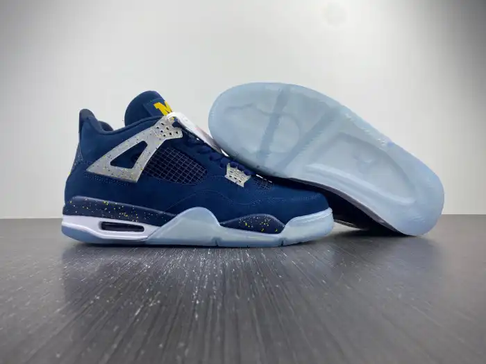 Cheap Husky Air Jordan 4 Retro Michigan (PE) AJ4-1036660 0126