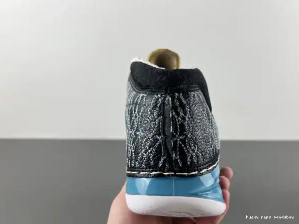 Rep Husky Jordan 318376-041 UNC 23 0211