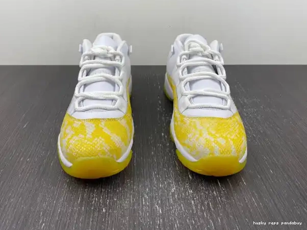 Rep Husky 11 Low Snakeskin WMNS AH7860-107 Jordan Air Yellow 0211