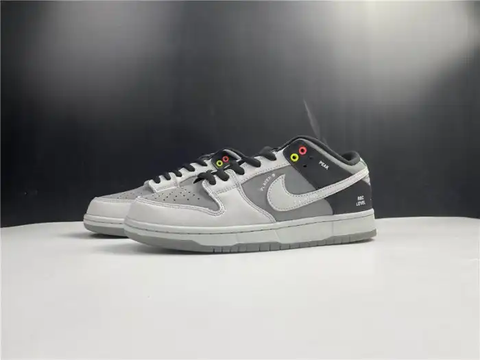 Rep Husky Nike SB Dunk Low VX1000 CV1659-001 0203