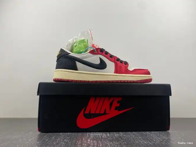 Rep Husky Jordan FN0432-017 Home Low x OG Air 1 Room Trophy 0227