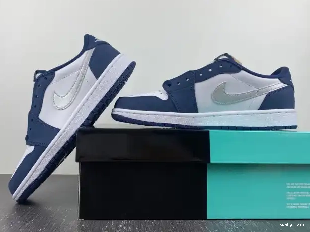 Cheap Husky Low Navy SB Midnight Jordan 1 CJ7891-400 0301