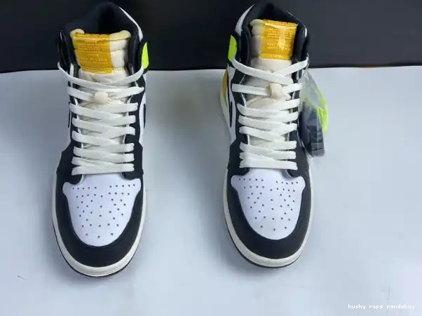 Rep Husky OG AIR 'VOLT RETRO GOLD' 1 555088-118 JORDAN HIGH 0318