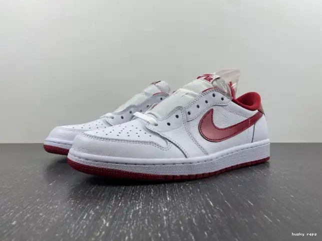 Rep Husky Varsity Low White 705329-101 Red 1 Retro Jordan 0303