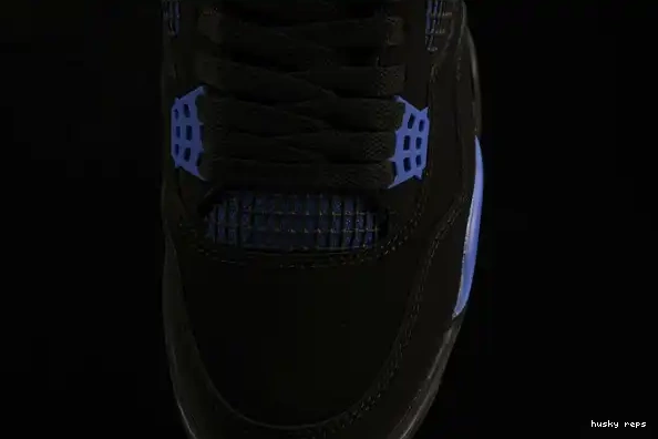 Cheap Husky 4 Game Retro Royal Jordan Black CT8527-018 0303