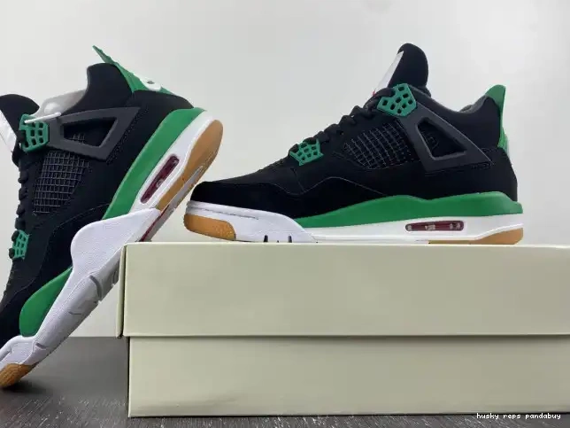 Rep Husky Jordan SB Retro 4 DR5415-030 0316