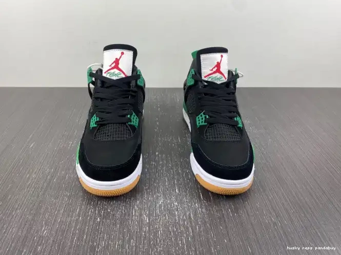 Rep Husky Jordan SB Retro 4 DR5415-030 0316